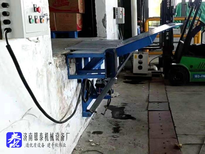 壁掛式登車橋圖片_壁掛式登車橋圖片高清大全